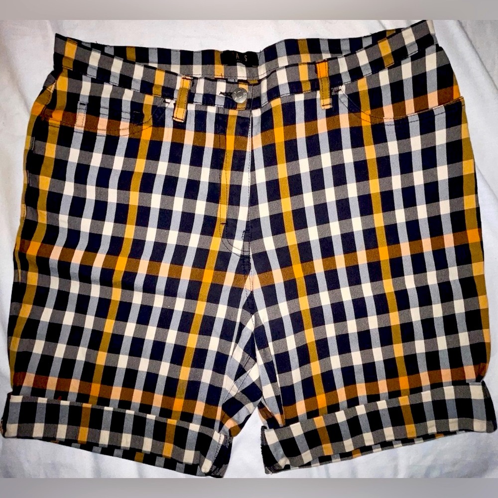 DAKS London Plaid Shorts Women’s